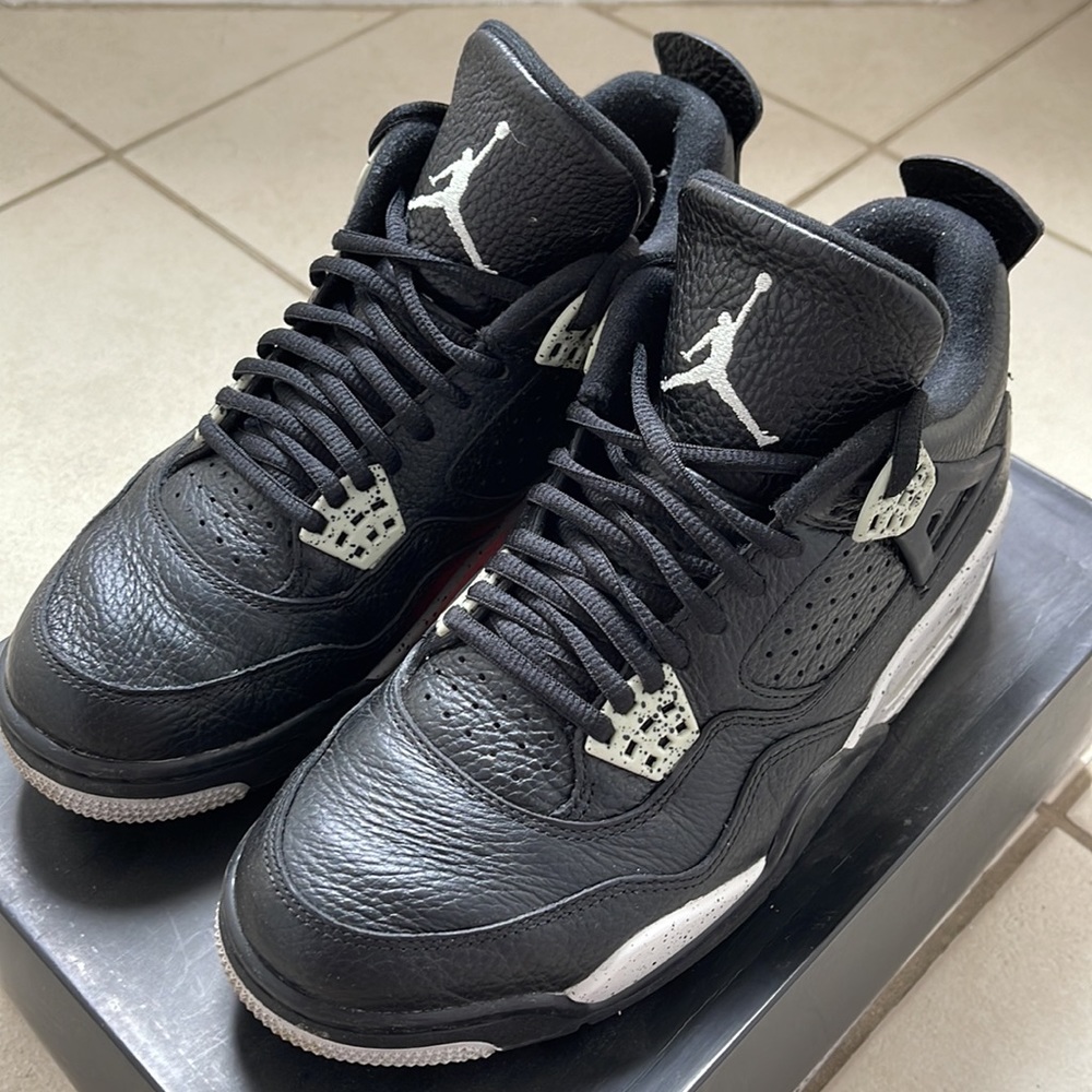 Used Air Jordan 4 “Oreo” Mens US7.5 314254-003